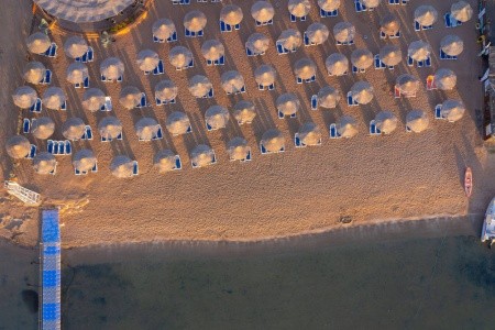 Ivy Cyrene Island Resort - 12