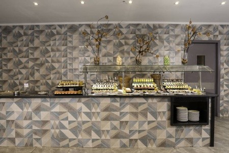 Ivy Cyrene Island Resort - 20