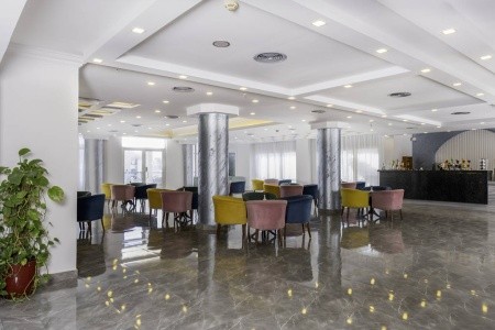 Ivy Cyrene Island Resort - 23