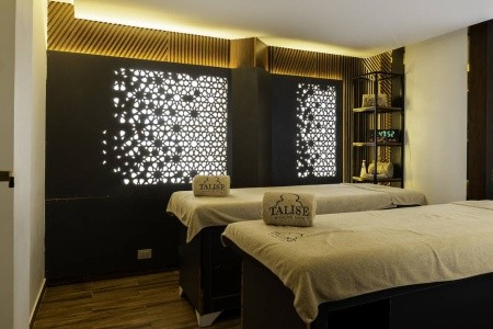 Ivy Cyrene Island Resort - 27