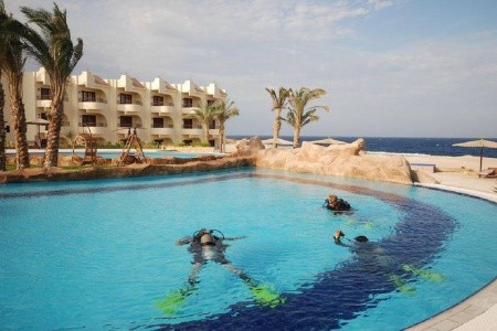 Coral Hills Resort - 6