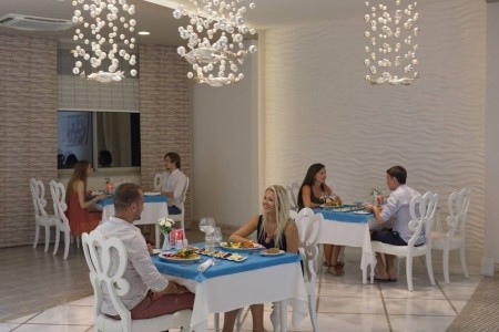 Royal Alhambra Palace - 17