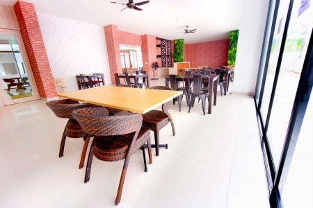 Thajsko Phuket Phoenix Karon Beach 12 dňový pobyt Raňajky Letecky Letisko: Viedeň December 2026 ( 1/12/26-12/12/26)