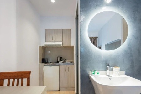 Golden Bay Boutique Hotel And Bungalows - 28