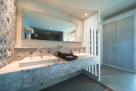 Thajsko Phuket Andamantra Resort & Villa Phuket 13 dňový pobyt Raňajky Letecky Letisko: Praha November 2026 (26/11/26- 8/12/26)