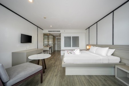 Thajsko Phuket Andamantra Resort & Villa Phuket 13 dňový pobyt Raňajky Letecky Letisko: Praha November 2026 (26/11/26- 8/12/26)