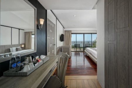 Thajsko Phuket Andamantra Resort & Villa Phuket 13 dňový pobyt Raňajky Letecky Letisko: Praha November 2026 (26/11/26- 8/12/26)