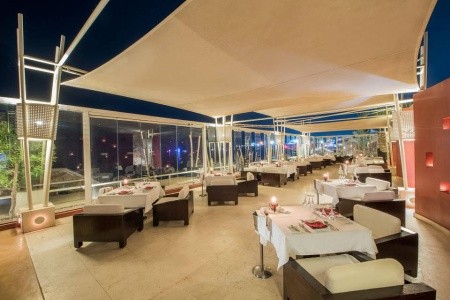 Reef Oasis Beach Resort - 36