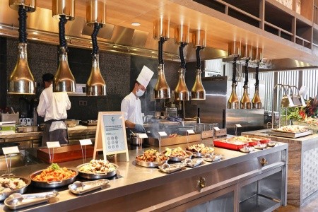 Holiday Inn & Suites Sanya Yalong Bay - 4