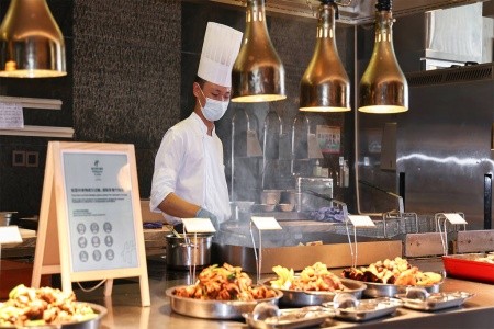 Holiday Inn & Suites Sanya Yalong Bay - 9