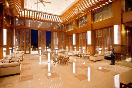 Čína Hainan Sanya Jinghai Resort 15 dňový pobyt Raňajky Letecky Letisko: Praha February 2026 (15/02/26- 1/03/26)