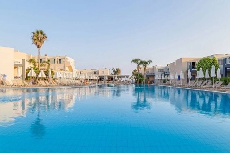 Electra Holiday Village Water Park Resort - 5