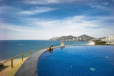 Čína Hainan Harman Resort Hotel Sanya 8 dňový pobyt Polpenzia Letecky Letisko: Praha March 2026 (15/03/26-22/03/26)