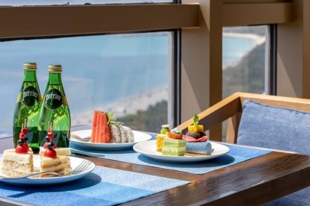 Čína Hainan Harman Resort Hotel Sanya 8 dňový pobyt Polpenzia Letecky Letisko: Praha March 2026 (15/03/26-22/03/26)