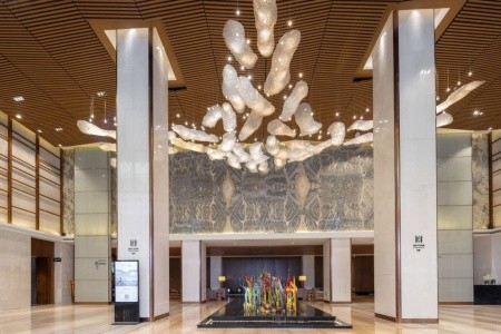 Čína Hainan Harman Resort Hotel Sanya 8 dňový pobyt Polpenzia Letecky Letisko: Praha March 2026 (15/03/26-22/03/26)