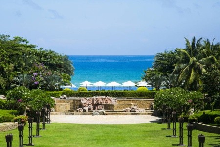 The St. Regis Yalong Bay Resort (Sanya) - 3
