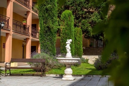 Galeria (Obzor) - 13