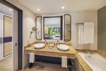 Victoria Beachcomber - 19