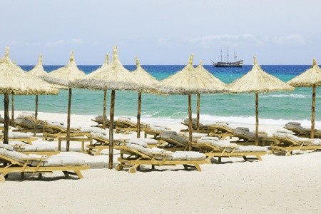 Mövenpick Resort & Marine Spa - 4