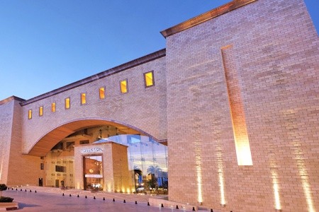 Mövenpick Resort & Marine Spa - 8