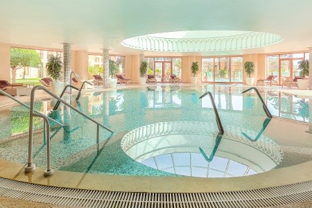 Mövenpick Resort & Marine Spa - 25