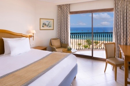 Mövenpick Resort & Marine Spa - 26