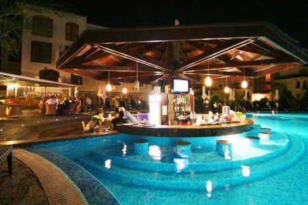 Vineyards Resort & Spa - 8