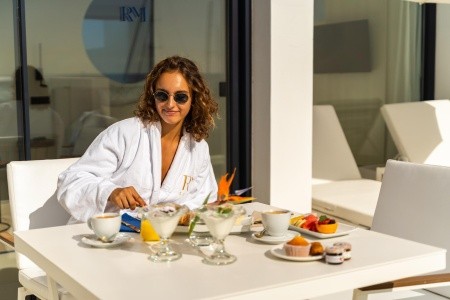 Royal Marina Suites Boutique - 90