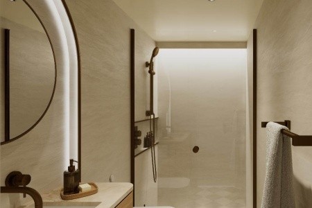 Celebrity Roamer - 3