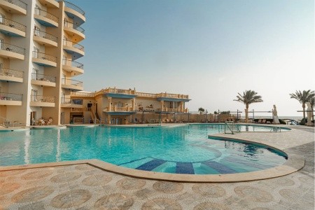 Sphinx Aqua Park Beach Resort - 4