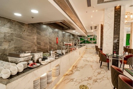 Sphinx Aqua Park Beach Resort - 13