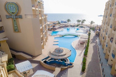 Sphinx Aqua Park Beach Resort - 17