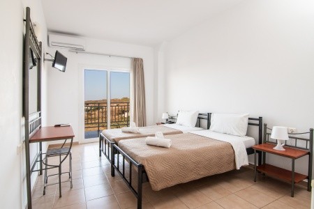 Chrissy's Paradise - 28