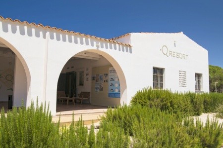 Q Resort - 9