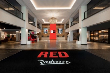 Radisson Red Phuket Patong Beach - 4