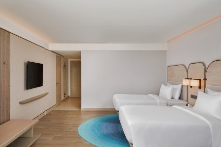 Thajsko Phuket Veranda Resort Phuket, Autograph Collection 14 dňový pobyt Raňajky Letecky Letisko: Praha July 2026 ( 1/07/26-14/07/26)