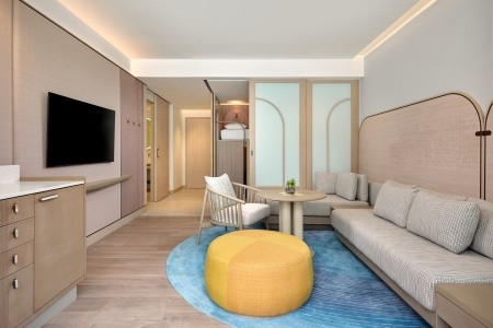 Thajsko Phuket Veranda Resort Phuket, Autograph Collection 14 dňový pobyt Raňajky Letecky Letisko: Praha July 2026 ( 1/07/26-14/07/26)