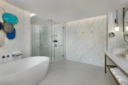 Thajsko Phuket Veranda Resort Phuket, Autograph Collection 14 dňový pobyt Raňajky Letecky Letisko: Praha July 2026 ( 1/07/26-14/07/26)