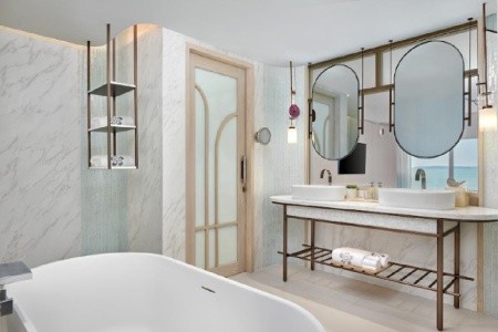 Thajsko Phuket Veranda Resort Phuket, Autograph Collection 14 dňový pobyt Raňajky Letecky Letisko: Praha July 2026 ( 1/07/26-14/07/26)