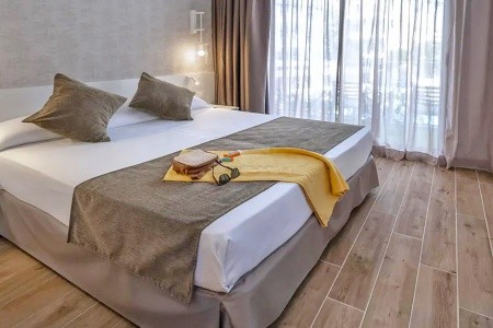 Španielsko Costa Brava Ght Costa Brava 7 dňový pobyt Plná penzia Letecky Letisko: Praha July 2026 (29/07/26- 4/08/26)