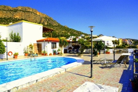 Studia A Apartmány Filoxenia