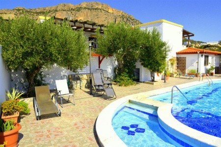 Studia A Apartmány Filoxenia - 2