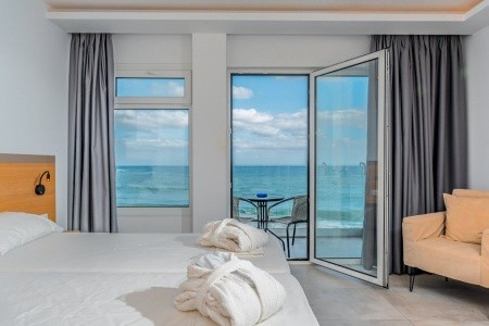 Kahlua Sea View Suites - 11