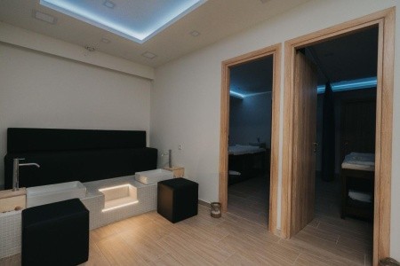 Kahlua Sea View Suites - 22