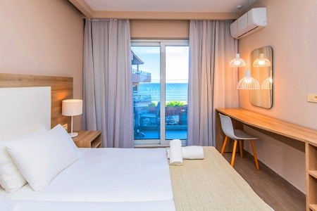 Grécko Zakynthos Porto Planos Beach 13 dňový pobyt All Inclusive Letecky Letisko: Praha July 2026 (22/07/26- 3/08/26)