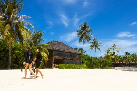 Maldivy Lhaviyani Atol Hurawalhi Resort Maldives 11 dňový pobyt Polpenzia Letecky Letisko: Praha June 2026 (17/06/26-27/06/26)