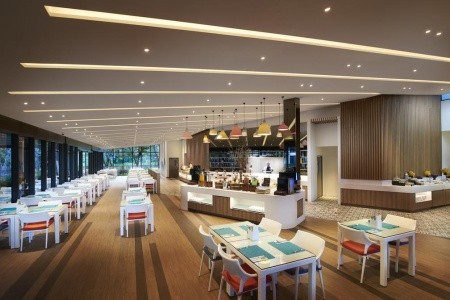 Thajsko Phuket Ozo Phuket 13 dňový pobyt Polpenzia Letecky Letisko: Viedeň February 2027 (13/02/27-25/02/27)