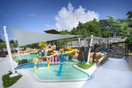 Thajsko Phuket Ozo Phuket 13 dňový pobyt Polpenzia Letecky Letisko: Viedeň February 2027 (13/02/27-25/02/27)