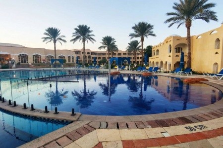 Regency Plaza Aquapark & Spa - 26