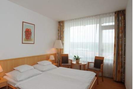 Maďarsko Balaton Hunguest Hotel Panoráma 4 dňový pobyt Polpenzia Vlastná September 2026 (13/09/26-16/09/26)